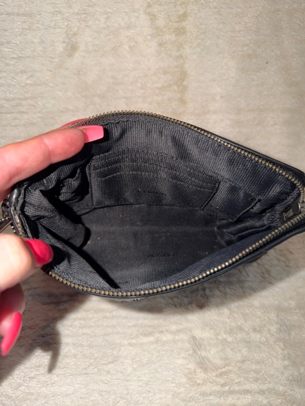 Coach Black Studded Leather Wristlet Clutch
Limited Kylie Edition ! - Picture 4 of 9